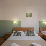 Oasis Jadreski Pool Apartment Pula