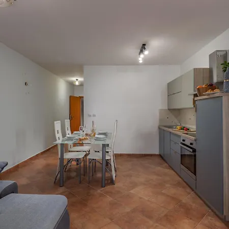 Appartement Oasis Jadreski Pool *