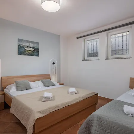 Appartement Oasis Jadreski Pool *